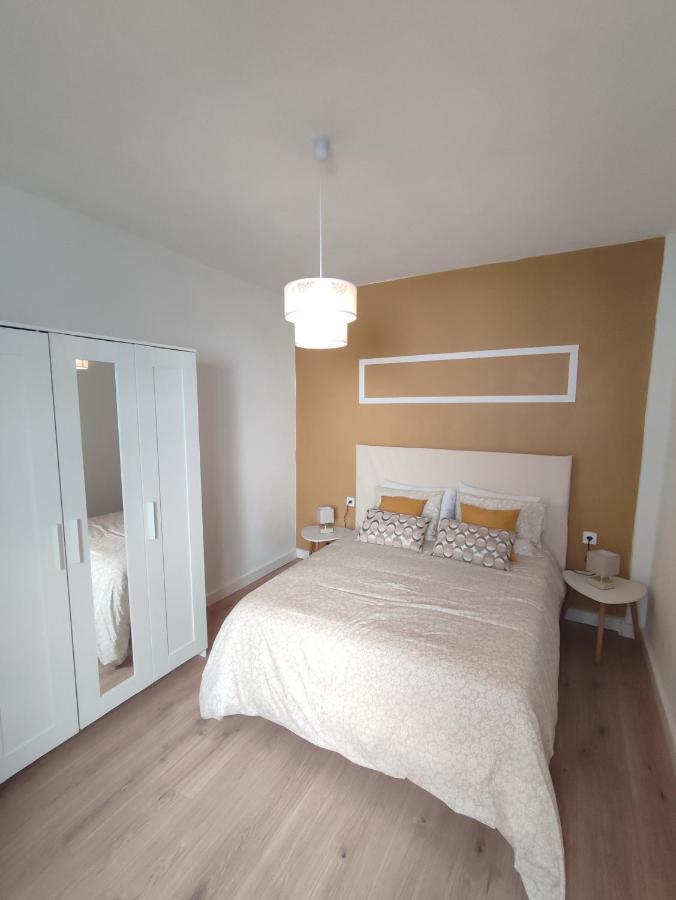 La Casona VIVIENDA USO TURÍSTICO RECIÉN REFORMADA EN EL CENTRO DE VILAGARCÍA. Vilagarcia de Arousa Exterior foto